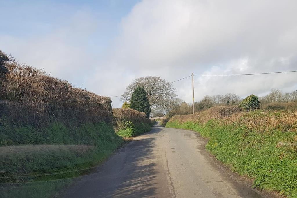 De-Vollard, Cornish Cottage, Lovely Village Saltash Exterior photo